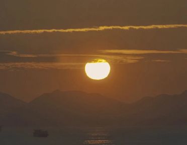 说不出的心酸和无奈的说说 一种说不出的难受句(精选21句)