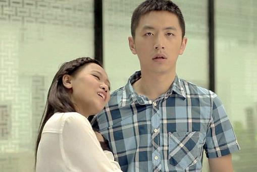 很潮的情侣网名一左一右 出任ceo迎娶白富美走上(精选75句)