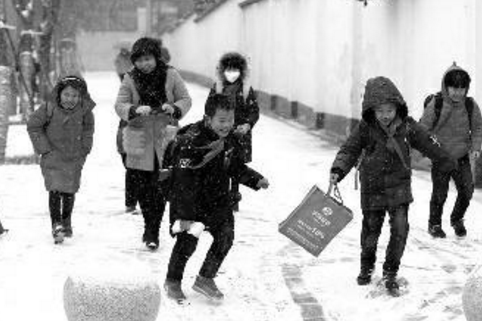 2022关于下雪的搞笑说说大全 关于下雪的逗比说说