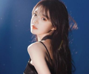 女生伤感网名好听心碎两字 女生冷漠伤感网名两(精选41句)