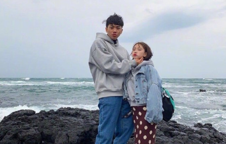 关于大海的幸福浪漫爱情经典说说 海风可以吹走(精选18句)