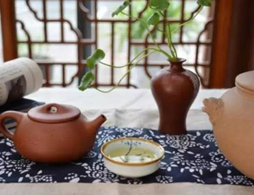 喝茶发朋友圈的精美句子 品茶的精致文案大全(精选21句)