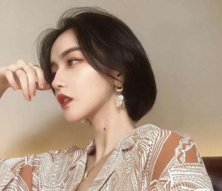 适合女生发的温柔中带着野的朋友圈 女生酷拽朋(精选18句)