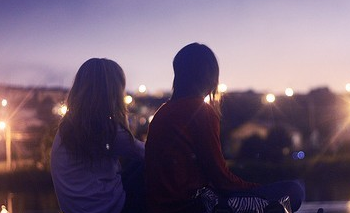 有关好闺蜜的最新四十条空间说说 每个女人都有(精选20句)