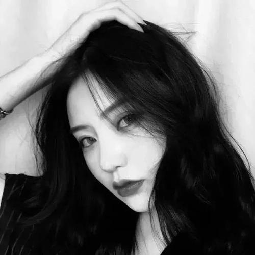 嚣张高傲有点拽的女生网名(精选89句)