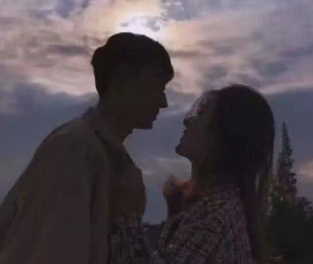 跟自己喜欢的人接吻后的说说 超级甜的爱情语录(精选24句)