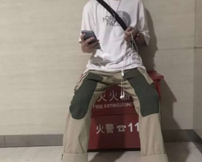 抖音说说短语霸气男生大全 我注定要打扰你一生(精选15句)