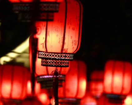 除夕夜一个人的过的伤感说说 2022除夕夜一个人的