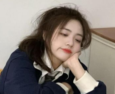 搞笑女孩子必备的可爱沙雕的自拍文案 超级可爱(精选24句)