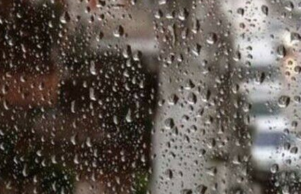 下雨天的伤感悲凉凄清的说说 雨心碎风流泪梦缠(精选31句)