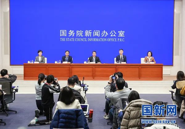 重大信号！央行发声：货币政策工具箱开得再大一些，避免信贷塌方！降准降息还有多少空间？来看回应
