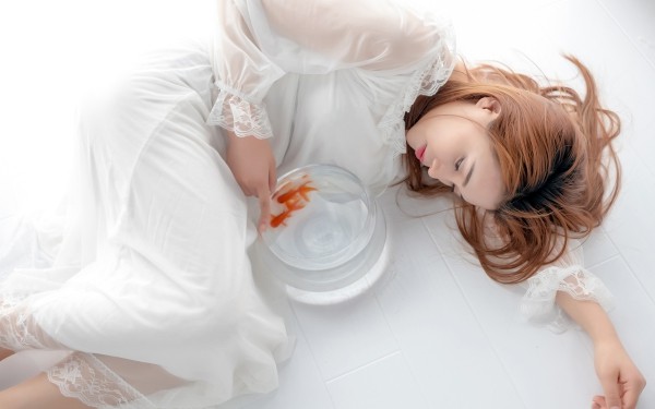 唯美伤感的qq个性说说心情大全 今日送君须尽醉，明朝相忆路漫漫