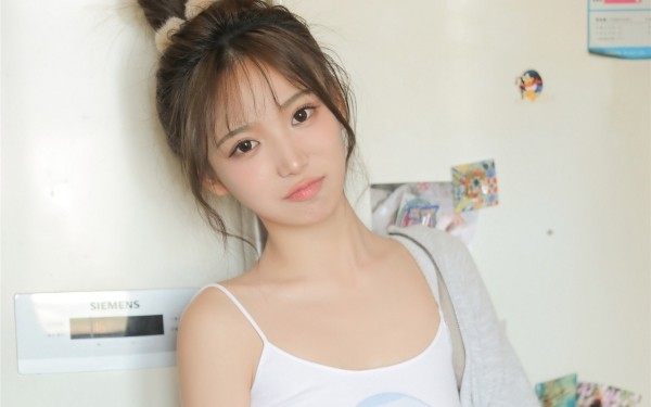 qq语录句子感悟的心情句子 人的感情一旦深厚，就会看似淡薄