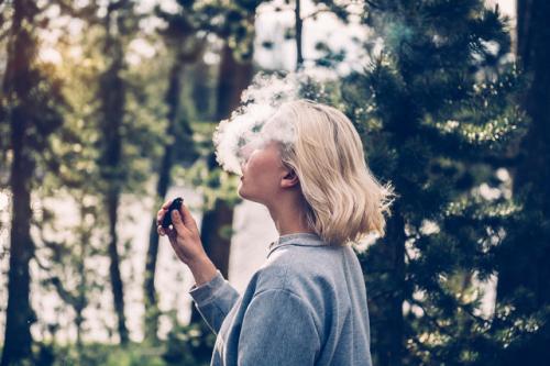 给背叛你的男人一句话 写给出轨老公简短的话