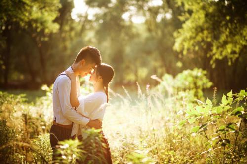 祝福新人结婚的句子 恭喜结婚的句子49句