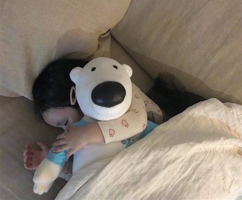关于来例假疼得厉害的说说 大姨妈肚子疼的朋友圈