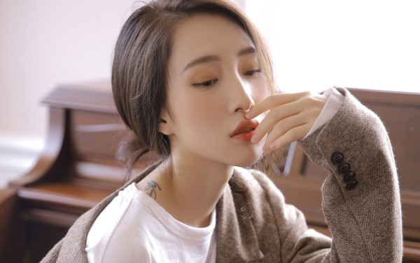 心累悲伤的说说短句 路总是孤独的，因为智慧必然来自孤独