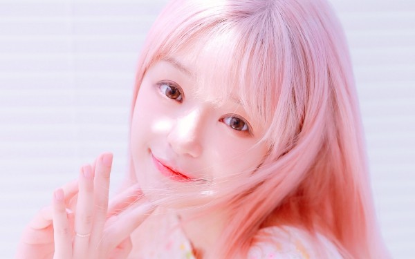 好听有道理的一句话英文签名带翻译 生命中再无聊的时光 也都是限量版