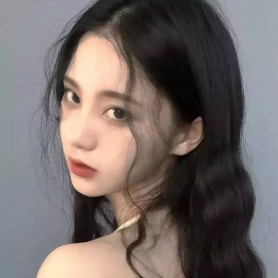 情侣牵手朋友圈说说