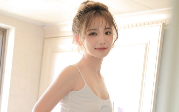 适合发朋友圈的心情感悟短句子 你对我的视而不见，让我痛到无力诉