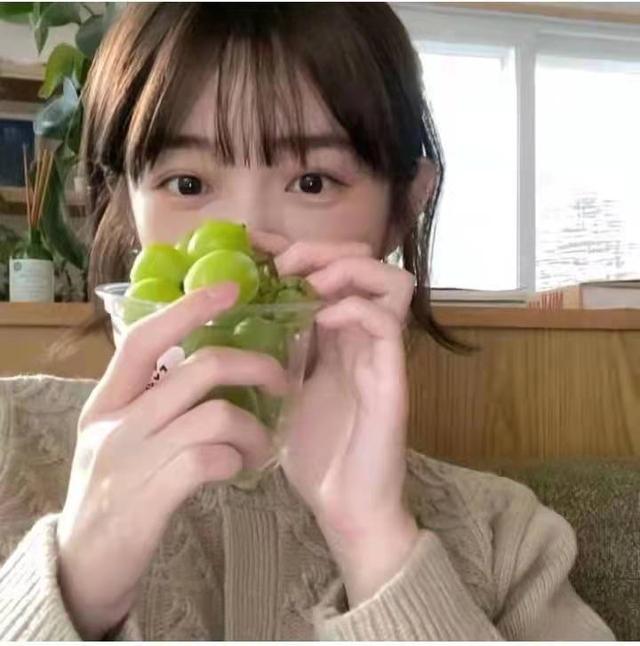 一张照片一首歌寄托情感文案(听歌文案图片)