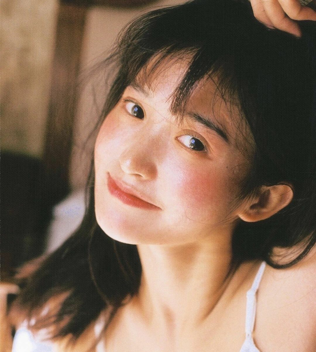 自拍女孩发的说说