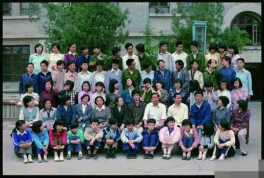 用姓氏写一句话怎么写
