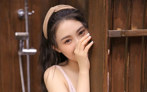 个人签名经典语句 如果爱是束缚，我宁愿一辈子孤独