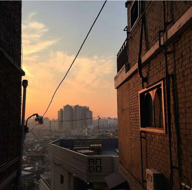 不知所措情感文案(不知所措的文案)