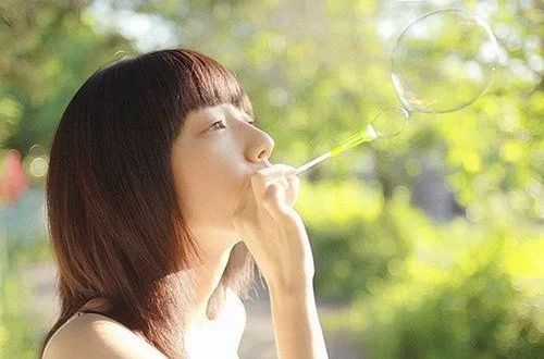 一句话心情签名英语带翻译 有内涵英语个性签名青春励志
