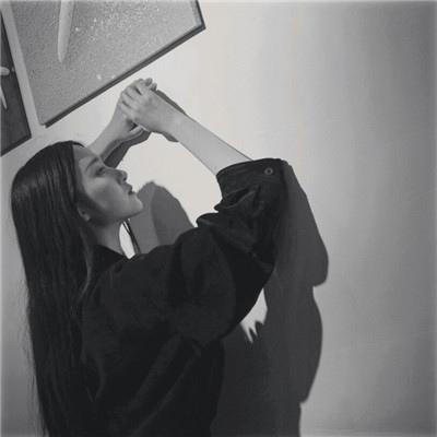 伤感语录看了想哭的词