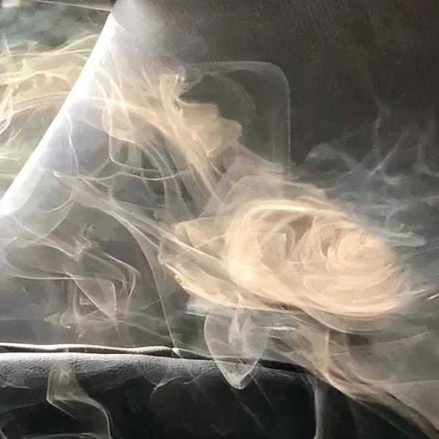 梦想总是遥不可及情感文案(谁不曾拥有过梦想文案)