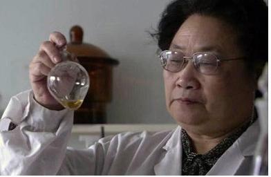 屠呦呦名人名言经典语录,屠呦呦的科学名言名言警句