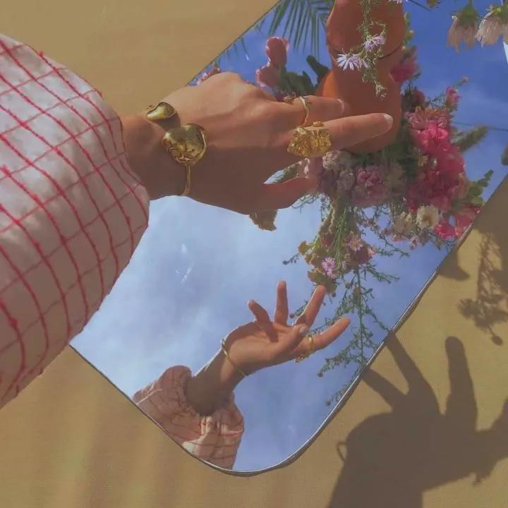被秒赞的抖音文案 简单吸引人的说说