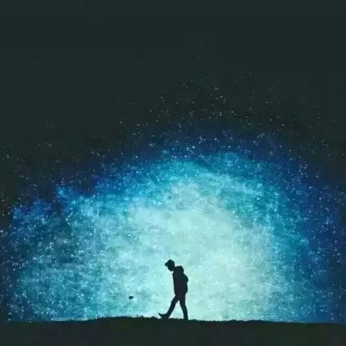 比星辰大海还温柔的句子配图