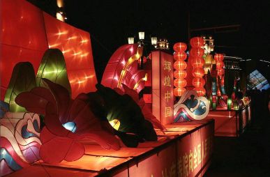 元宵节看灯会的心情说说 元宵节看灯会的朋友圈怎么发