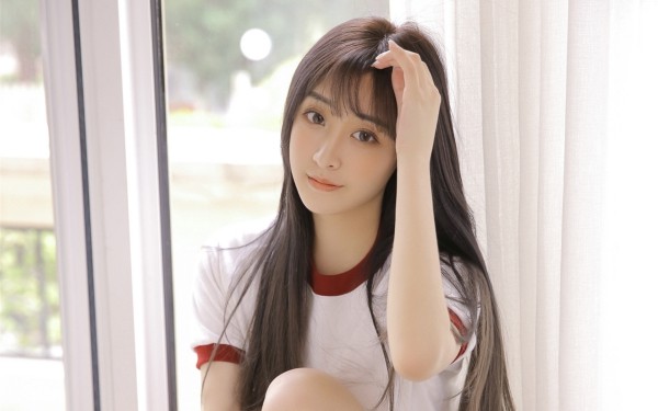 霸气的美句但不要太长,装逼超拽的美句简单的