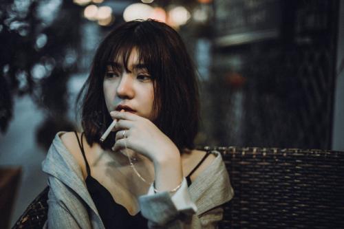 送给**霸气的话 骂心机婊说说不带脏字