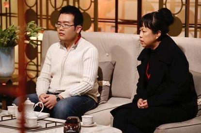 一个不服输，一个坚强而孝顺，朗读者杨乃斌和“同桌妈妈”陶艳波感人的励志