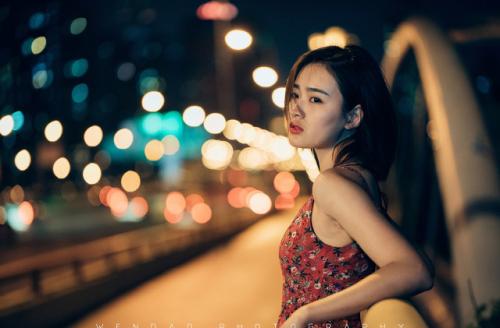 适合失眠发的朋友圈句子 深夜发的短句说说心情
