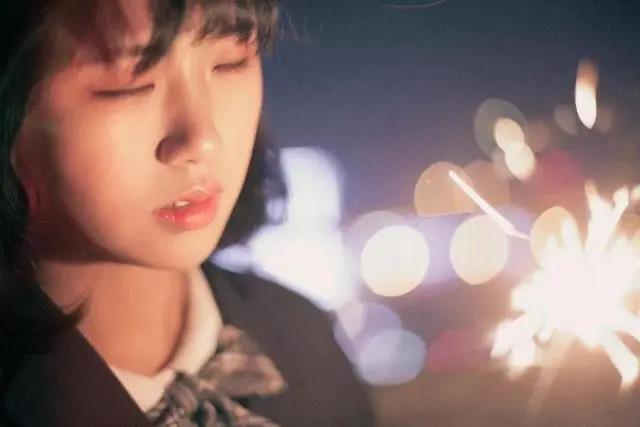夜晚很丧发朋友圈的催泪句子