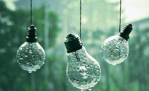 发个下雨天心情短语