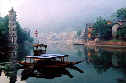 看似人间烟火，又似无尘境界