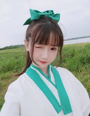简短的心情说说 笑起来像个孩子