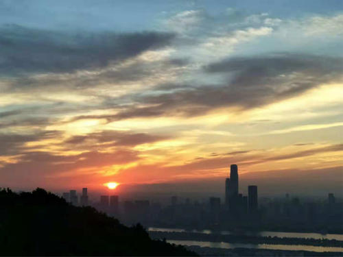 微博早安经典语录 早安短句正能量