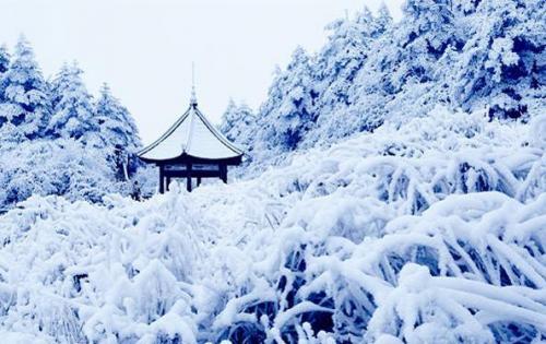 雪景发朋友圈配一句话 配雪景的唯美文字
