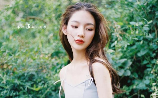 女生生气的心情说说 我不伤心,因为心是你的