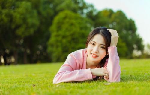 心里很后悔的伤感说说句子 表达后悔的说说40句
