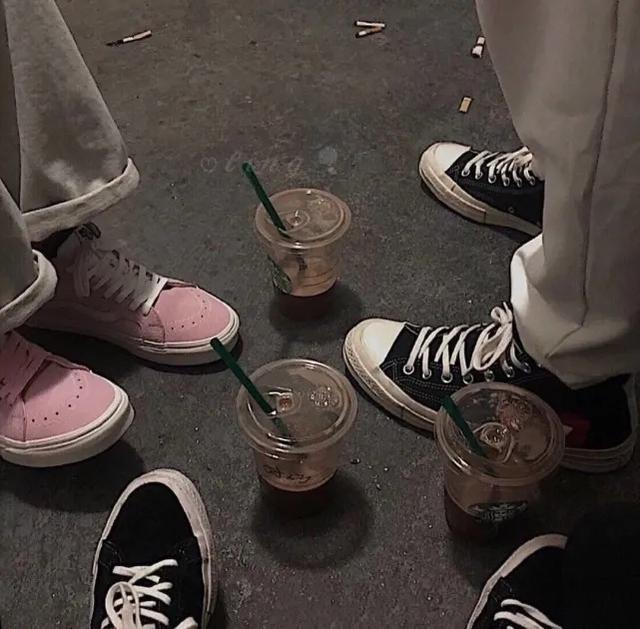 情感文案牵肠挂肚(互相牵挂的文案)