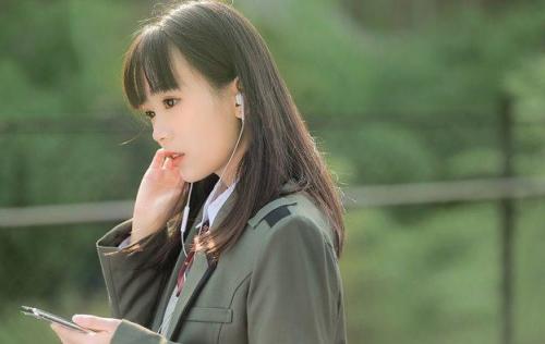 女生拽到爆的文案 拽姐的霸气短句
